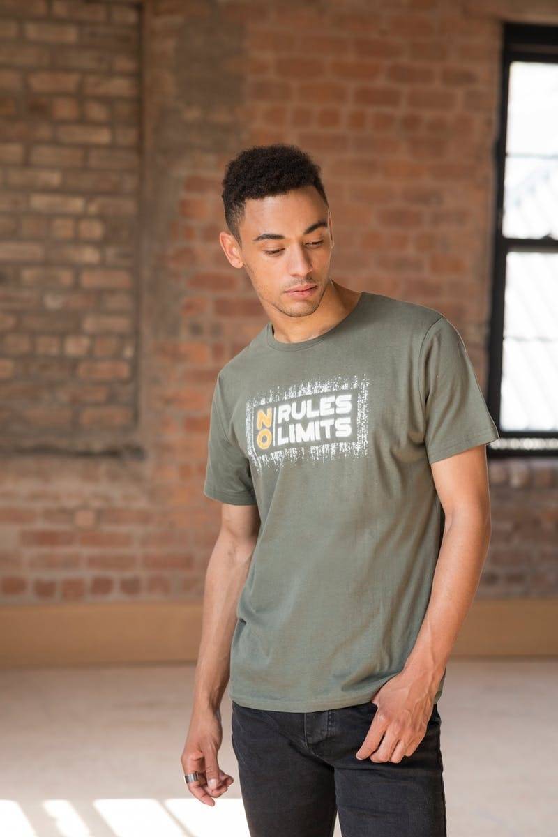 Bawełniana koszulka męska o dopasowanym fasonie JustTs