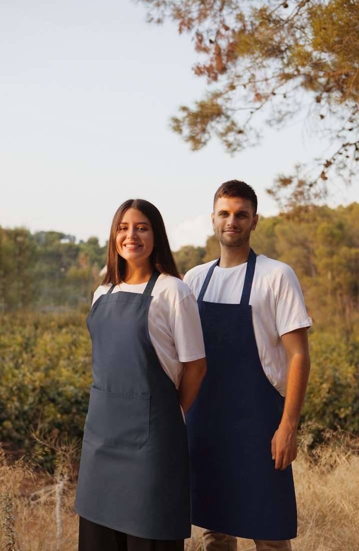 Bawełniany fartuch gastronomiczny z kieszenią, klasyczny wzór