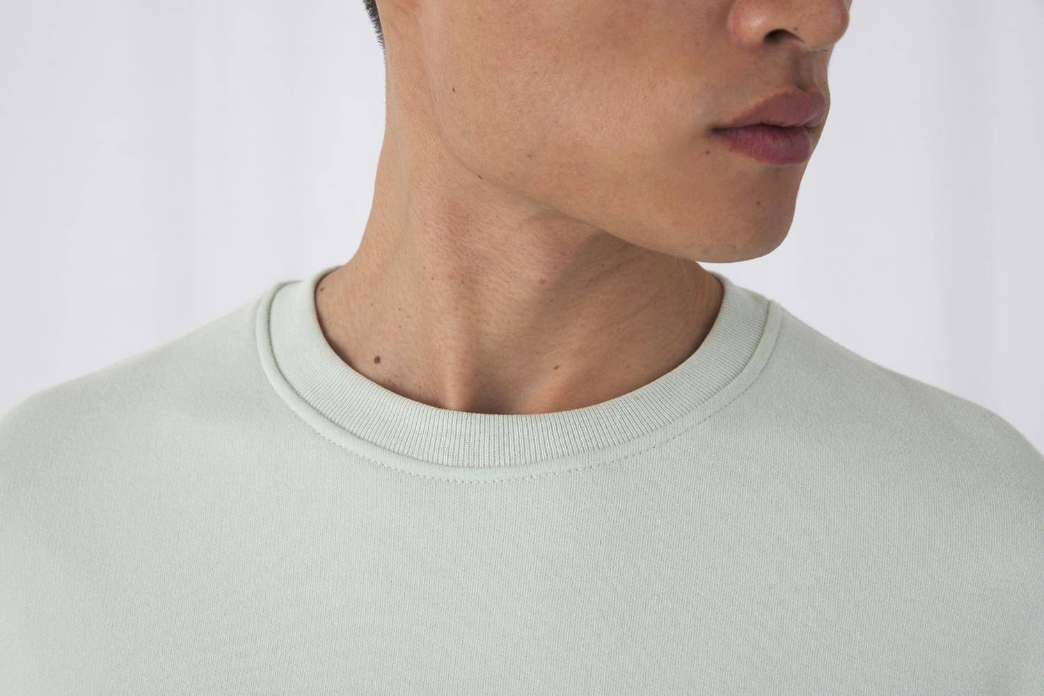 Bluza męska z okrągłym dekoltem B&C o gładkiej strukturze