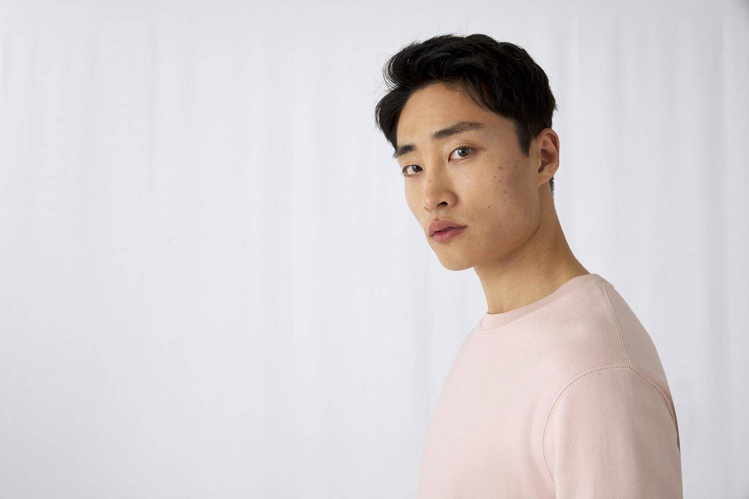 Bluza męska z okrągłym dekoltem B&C o gładkiej strukturze