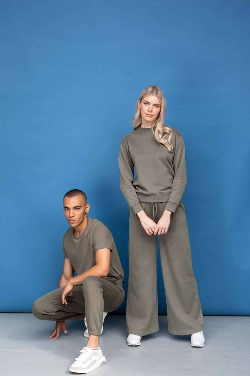 Bluza odznaczająca się komfortowym krojem z udziałem materiału z recyklingu