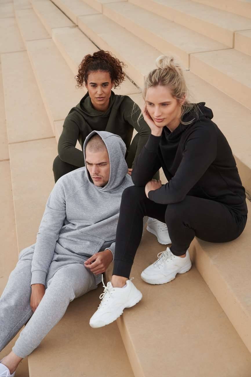 Bluza sportowa z kapturem marki Tombo