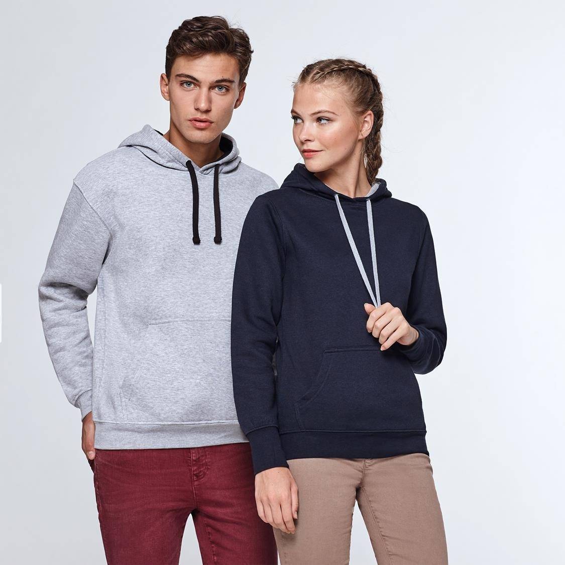 Bluza z kapturem męska z kontrastowymi troczkami i metalowymi oczkami