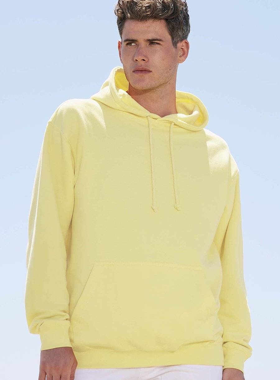 Bluza z kapturem uszyta z ekologicznego materiału, posiada kieszeń kangurkową