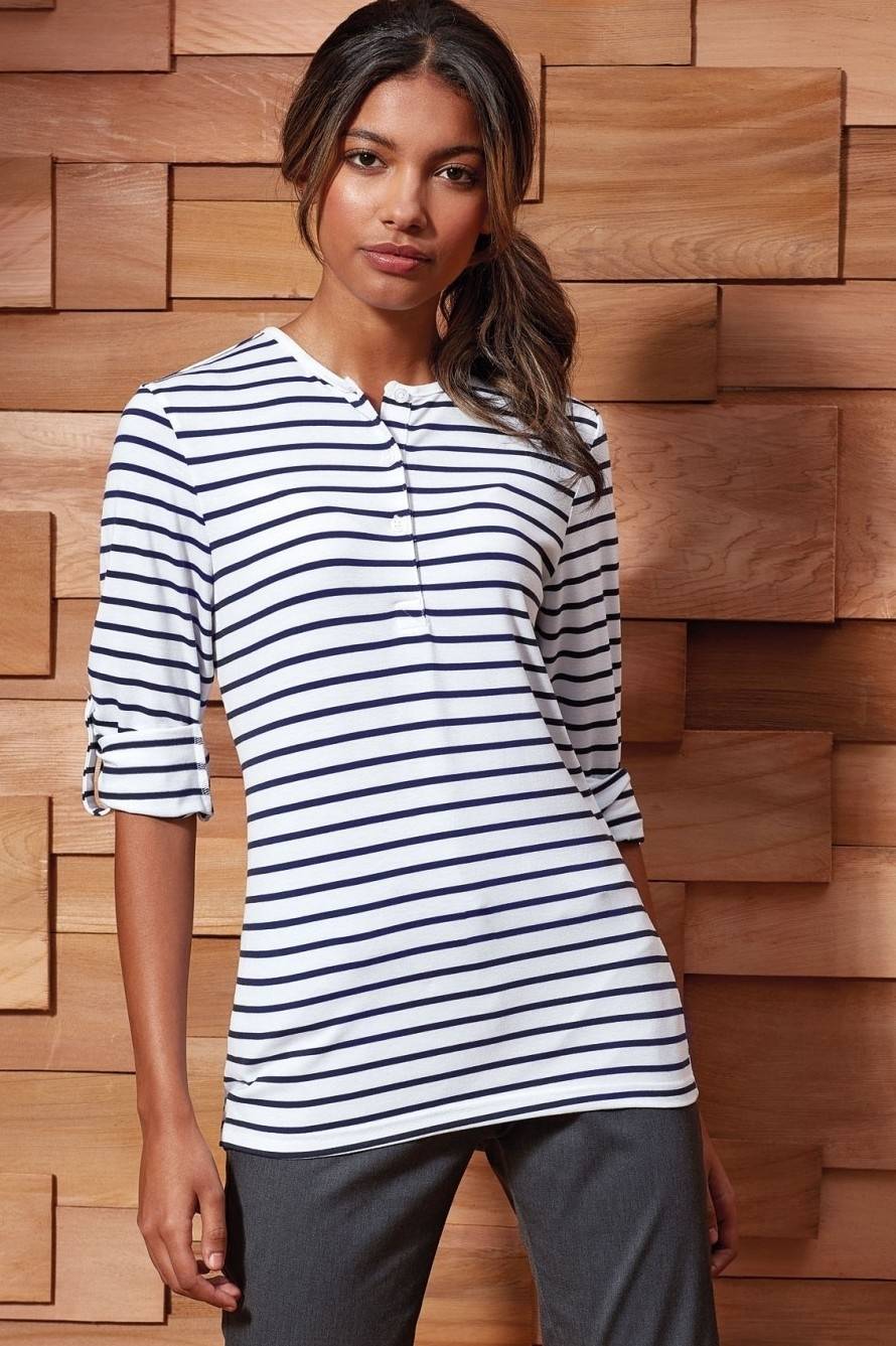 Bluzka damska z podwijanymi rękawami i listwą z guzikami