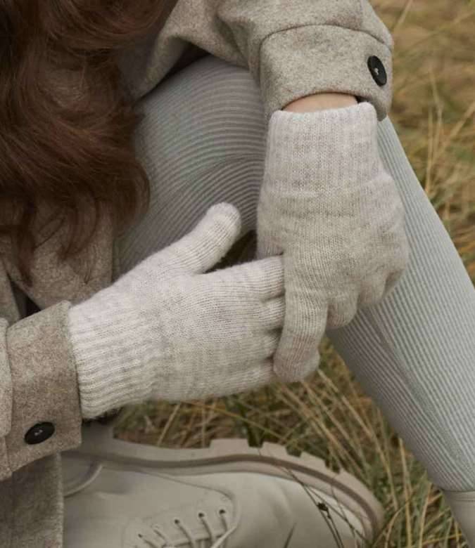 Cosy Ribbed Cuff Gloves