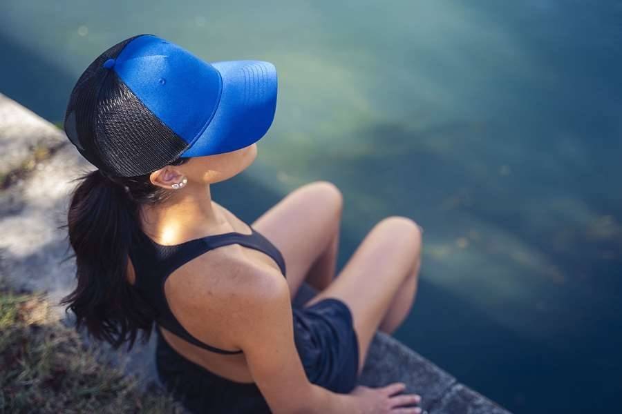 Czapka na lato w stylu Trucker z siatkowanymi panelami, Zion