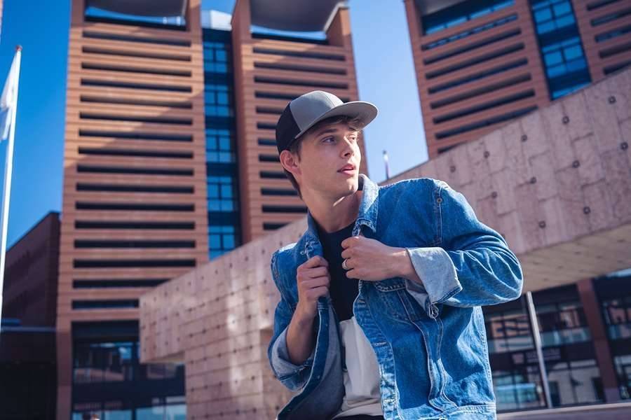 Czapka na lato z siatkowanymi panelami, Bryce