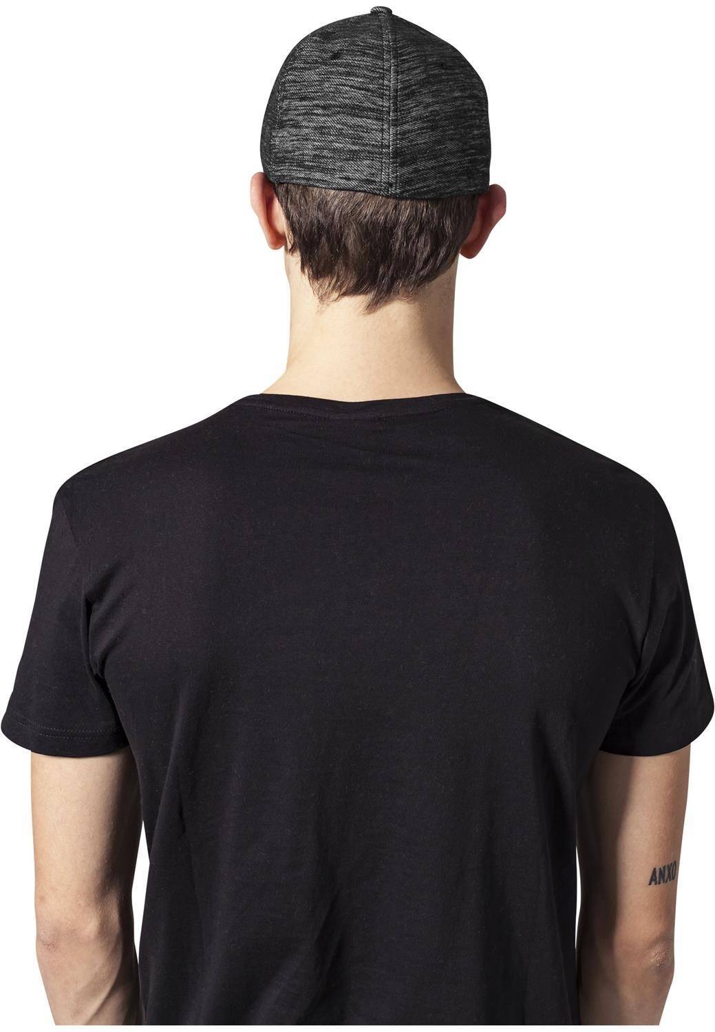 Czapka z daszkiem o wyrazistym melanżowym wzorze