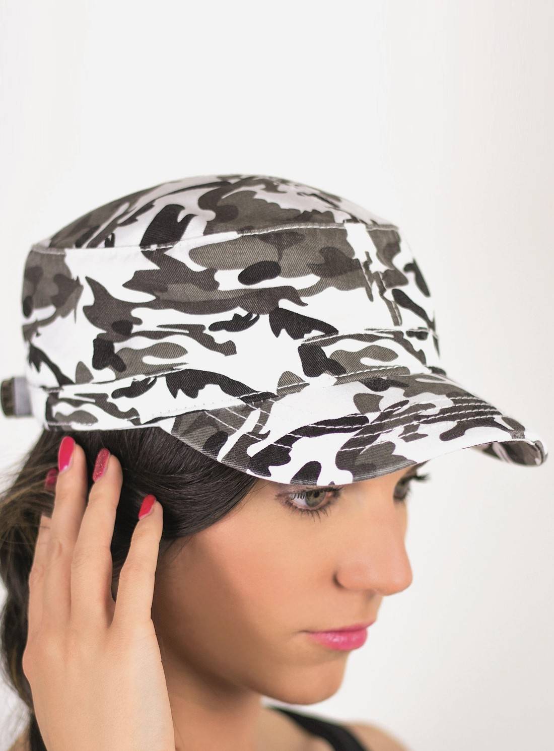 Czapka z daszkiem w militarnym stylu model Uniform