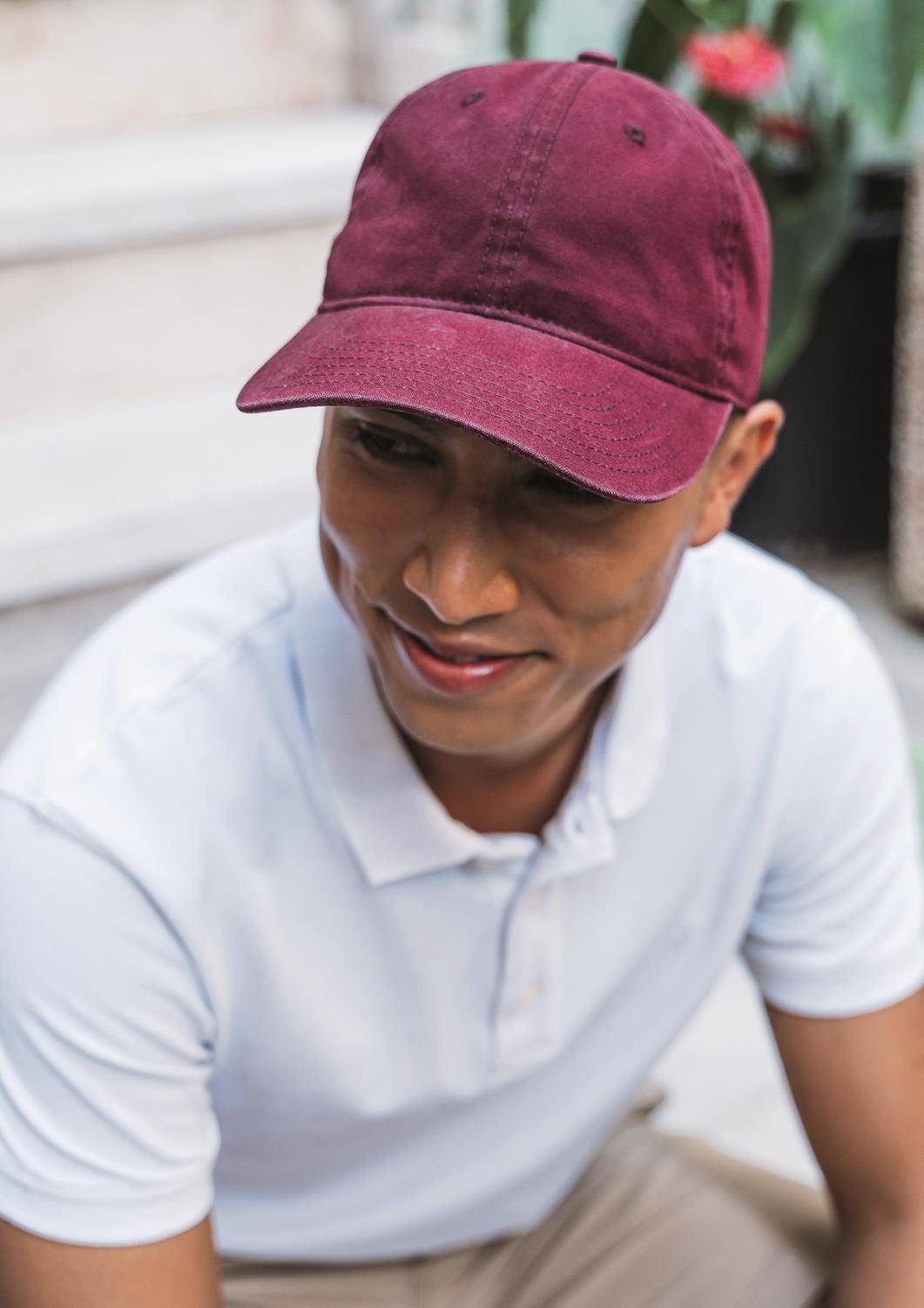 Czapka z daszkiem ze szczotkowanego materiału w stylu Vintage