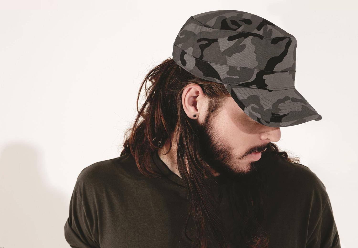 Czapka z nadrukowanym wzorem Camouflage