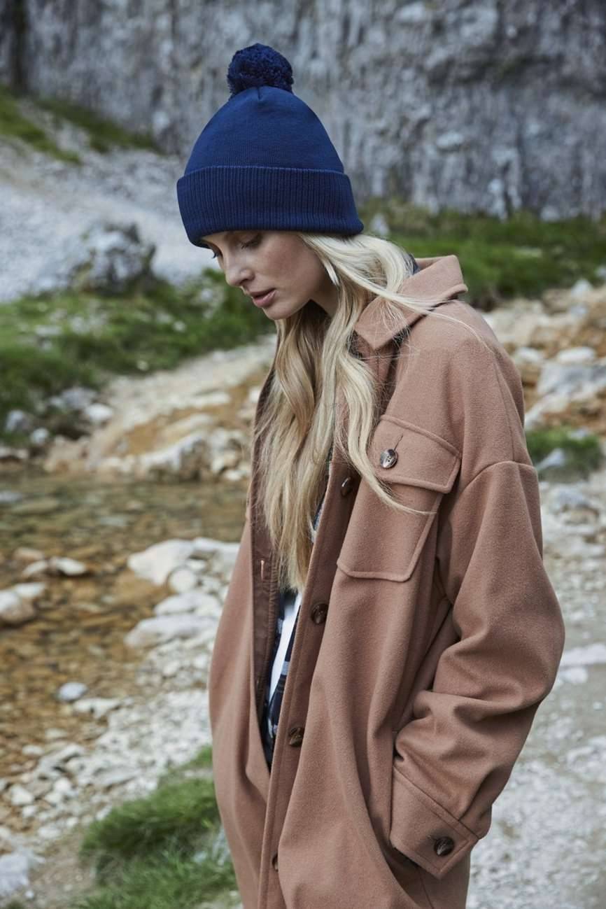 Czapka zimowa z bawełny organicznej z ozdobnym pomponem