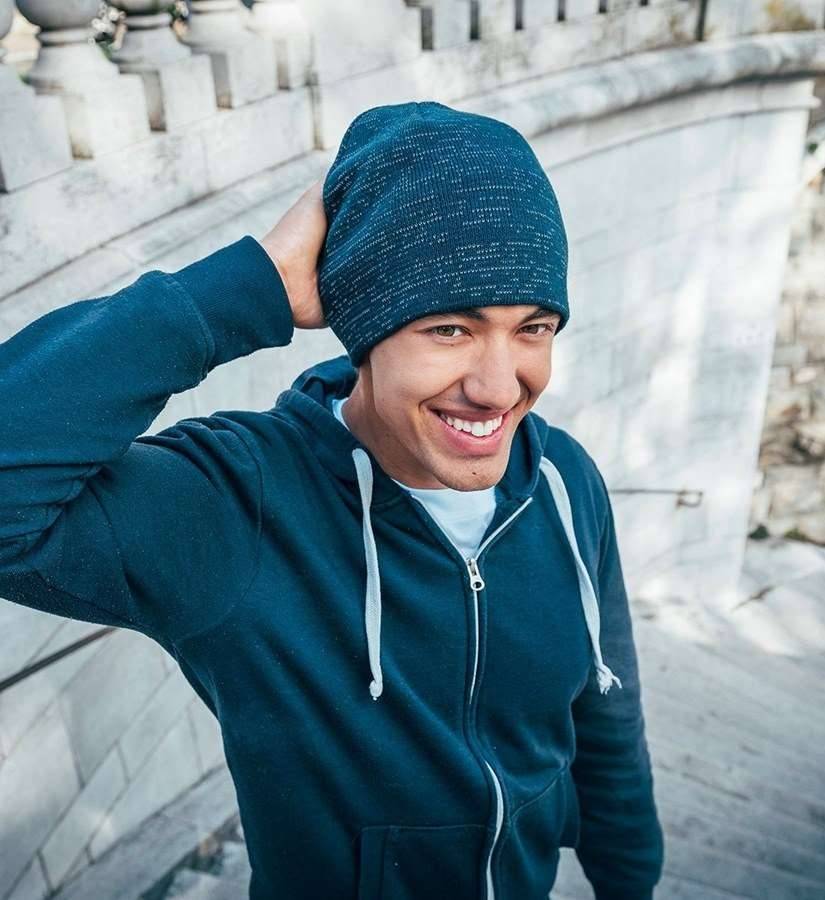 Czapka zimowa z odblaskową nitką, materiał z recyklingu