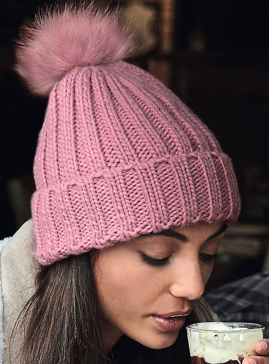 Czapka zimowa z odpinanym pomponem