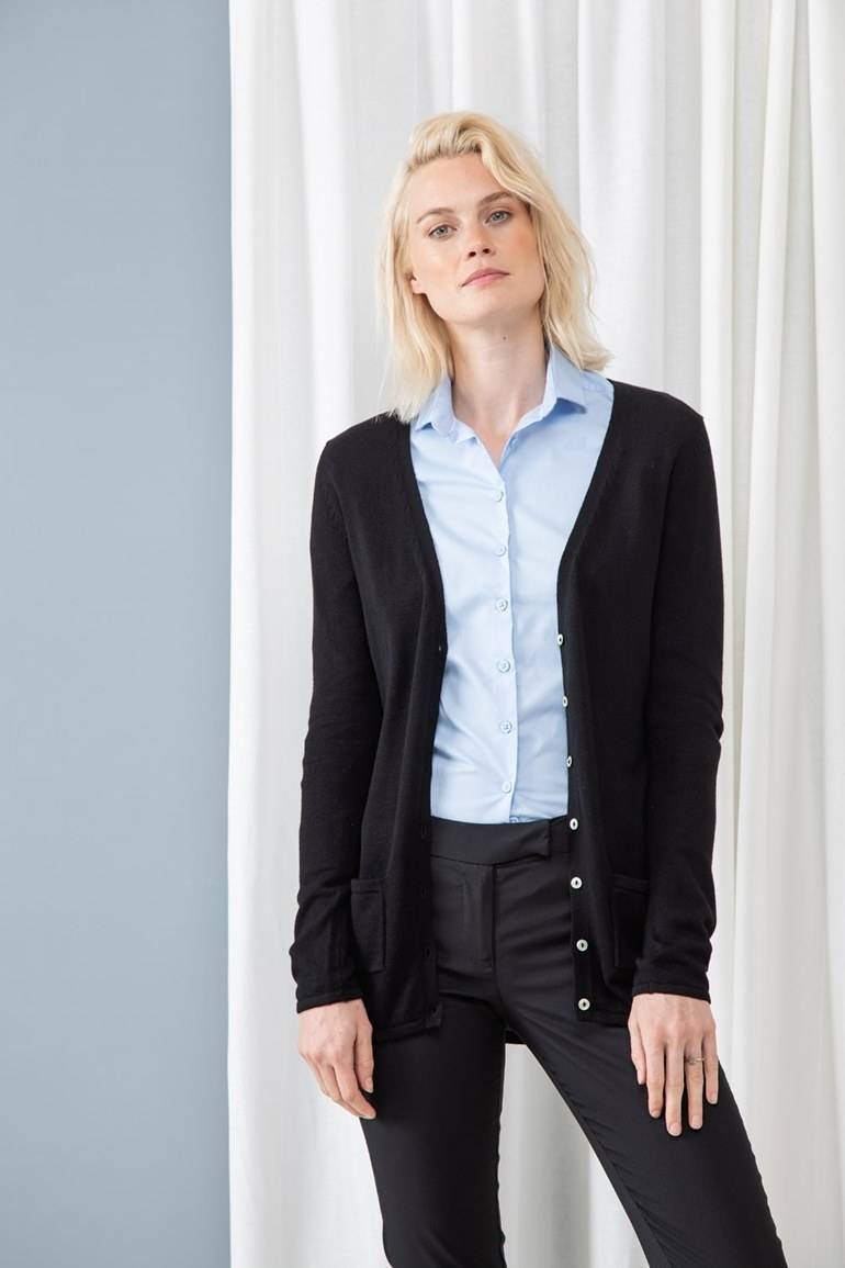 Damski sweter o długim kroju typu kardigan