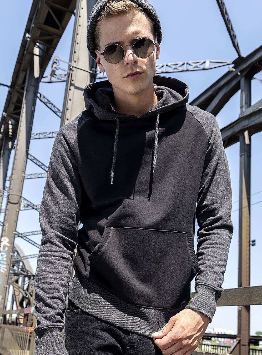 Dwukolorowa bluza męska z kapturem bez metki producenta