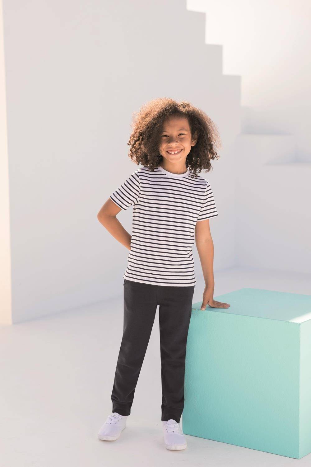 Dziecięca koszulka T-shirt w paski w stylu marynarskim