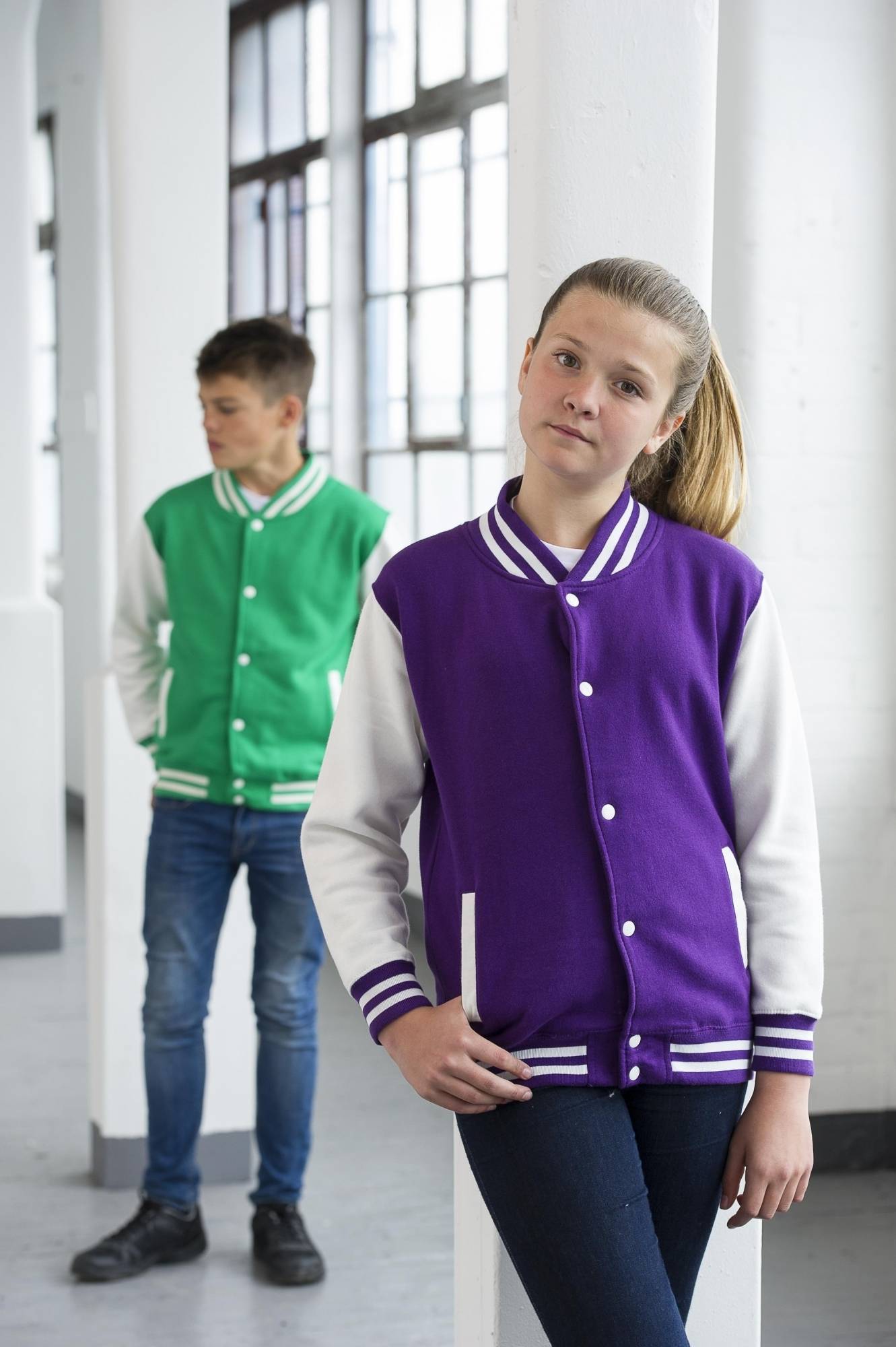 Dziecięca rozpinana bluza College w stylu Baseball