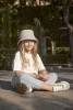 Dziecięcy kapelusz wykonany z bawełny organicznej z dodatkową warstwą ochronną UV