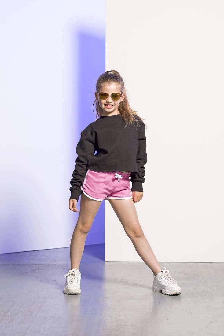 Dziewczęca bluza o krótkim fasonie marki SF