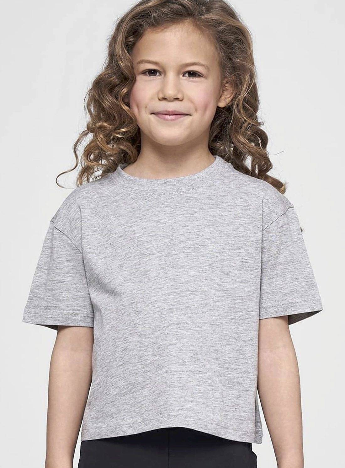 Dziewczęca koszulka o krótki fasonie bez metki producenta