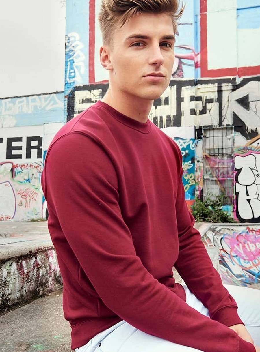 Ekologiczna bluza wykonana z bawełny organicznej i materiału z recyklingu