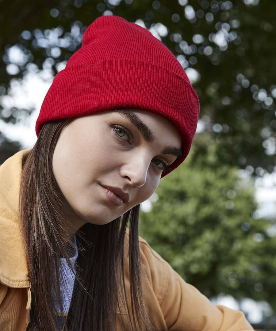 Ekologiczna czapka zimowa w stylu Beanie uszyta z bawełny organicznej