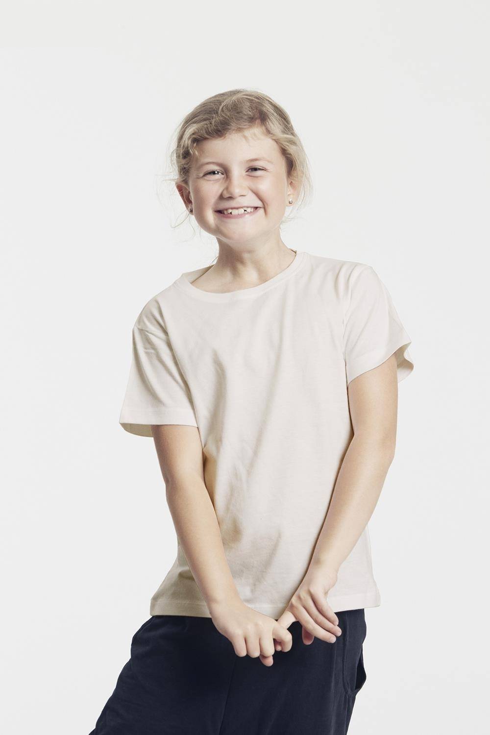 Ekologiczna koszulka dziecięca o dopasowanym fasonie