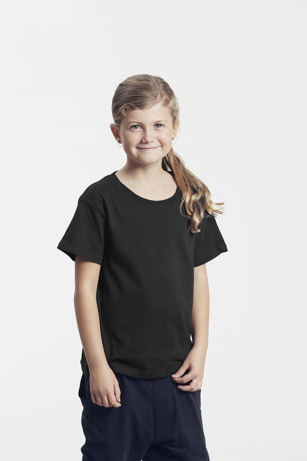 Ekologiczna koszulka dziecięca o dopasowanym fasonie