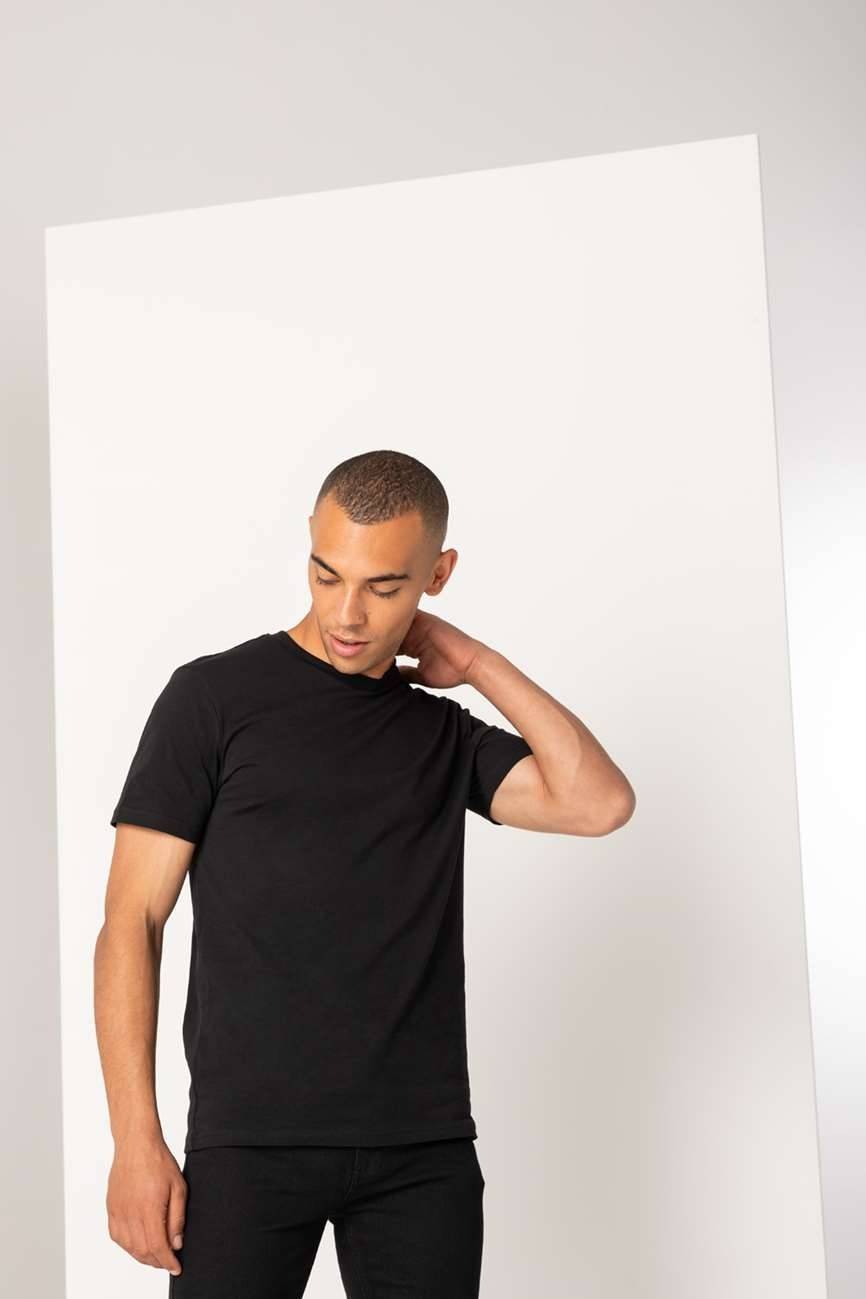 Ekologiczna koszulka z bawełny organicznej marki Skinnifit