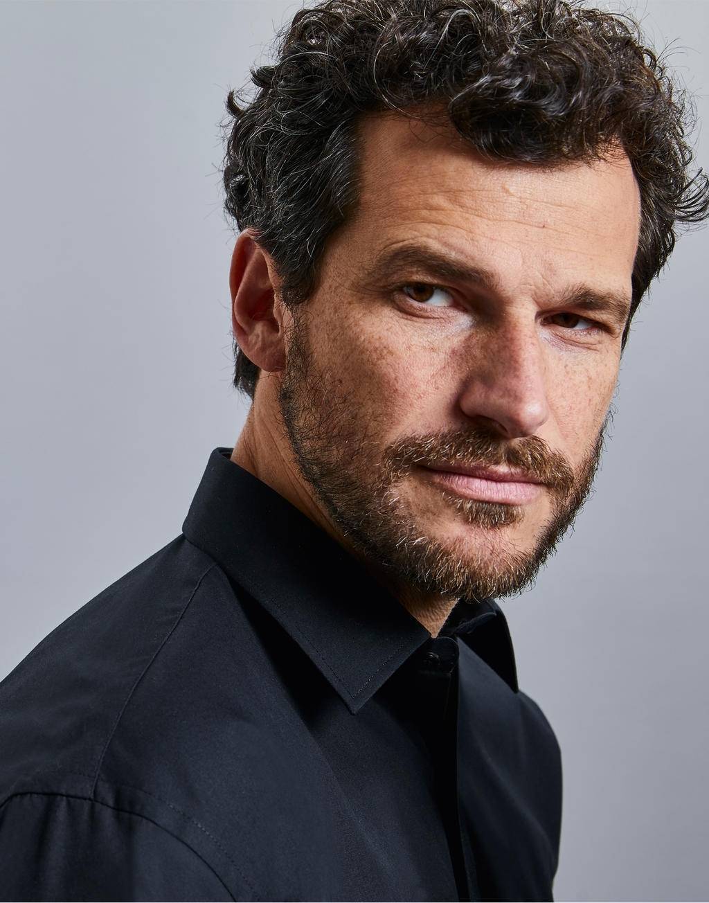 Elegancka koszula męska z długim rękawem