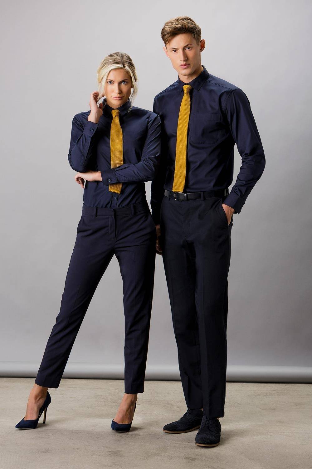 Elegancka koszula męska z usztywnionym kołnierzykiem