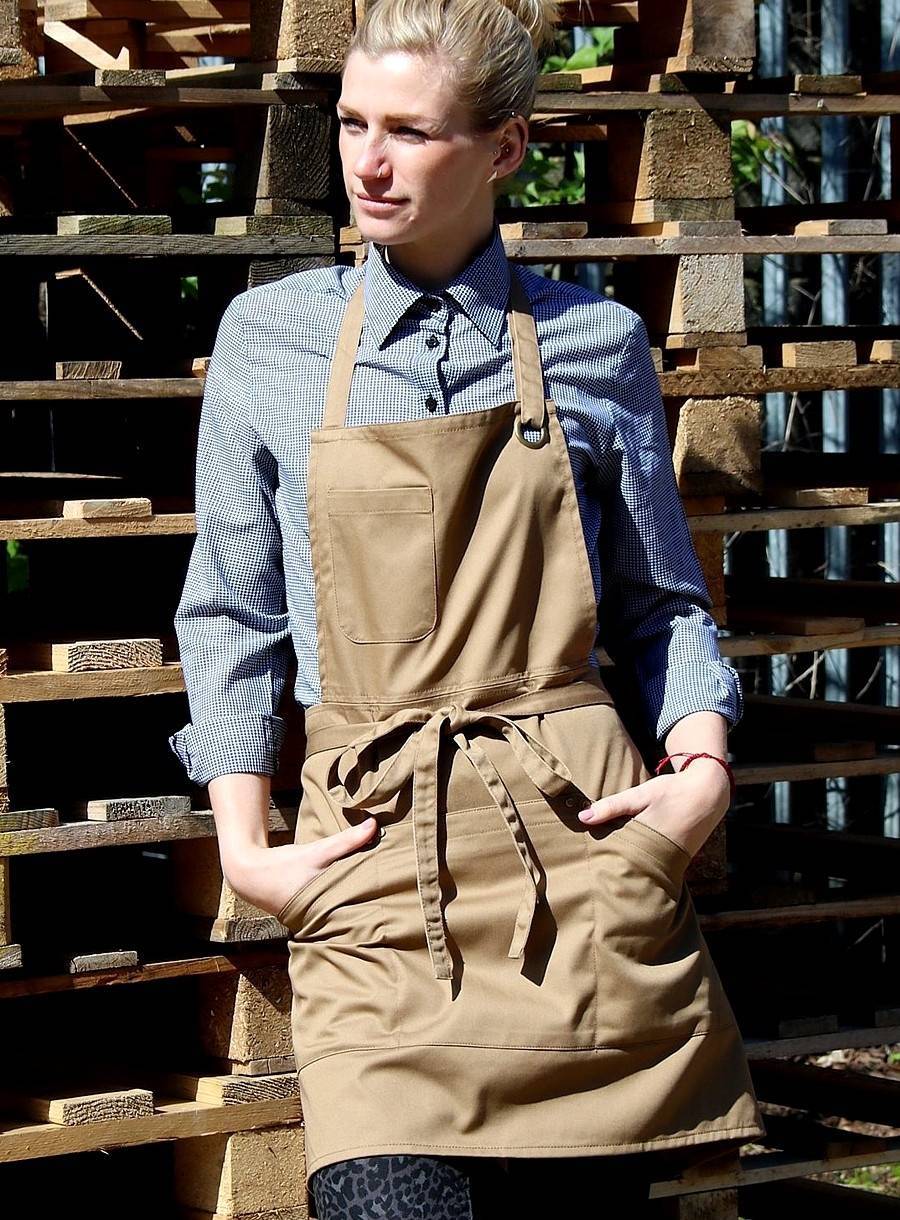 Fartuch kelnerski z praktyczną kieszenią na piersi