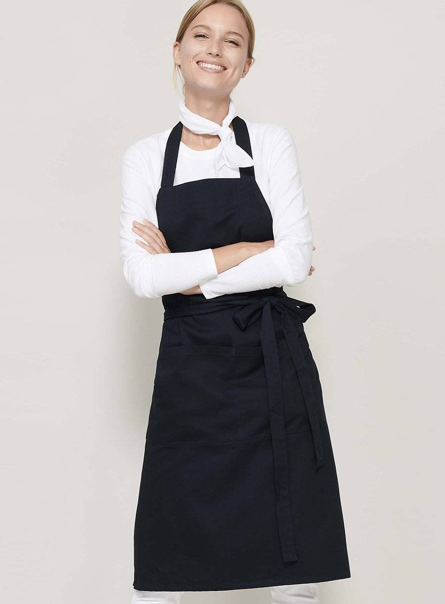 Fartuch z bawełny organicznej posiadający praktyczne kieszenie