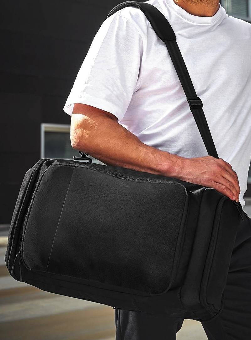 Funkcjonalna torba w minimalistycznym stylu z wodoodpornego materiału