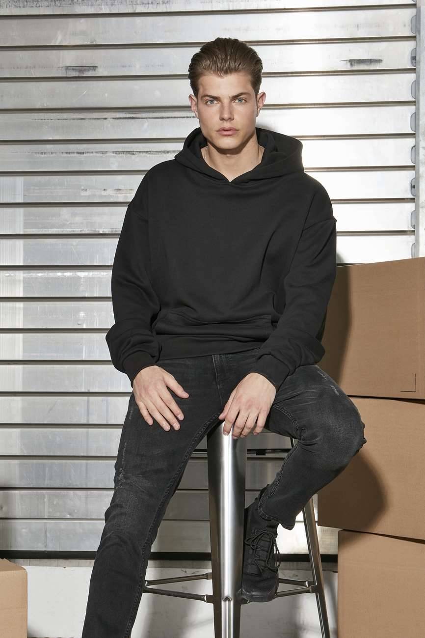 Gruba bluza męska z kapturem o luźnym fasonie