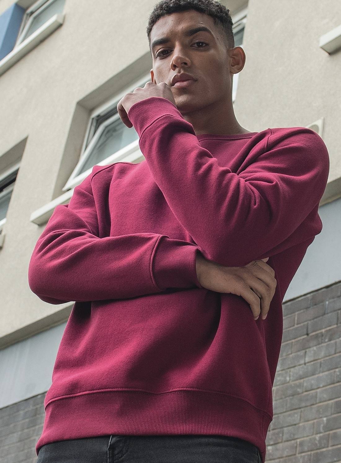 Gruba klasyczna bluza z podwójnymi szwami