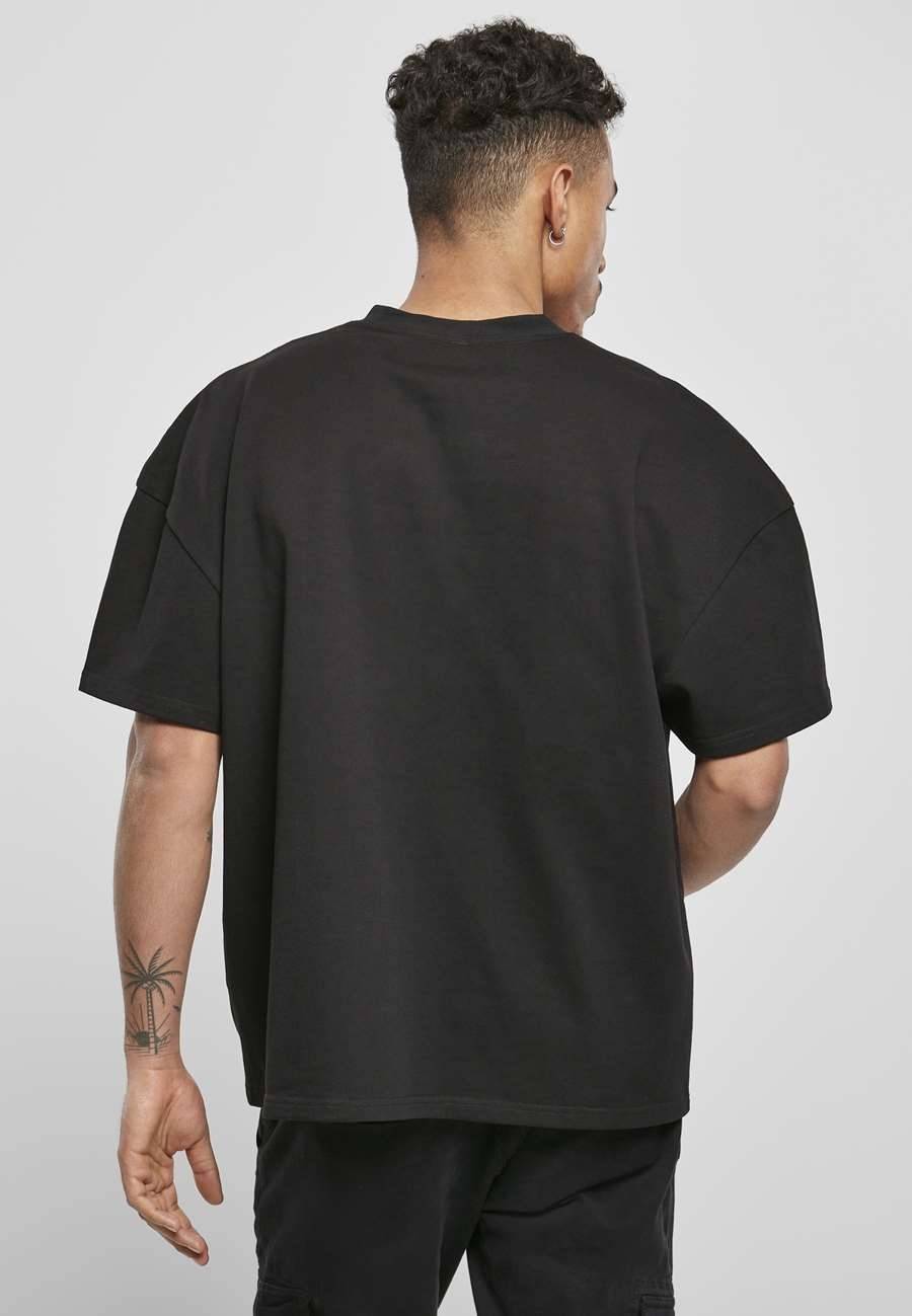 Gruba koszulka męska o luźnym fasonie