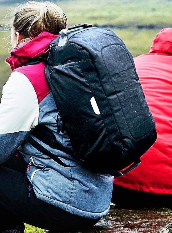 Hybrydowa torba Stowaway z funkcją plecaka