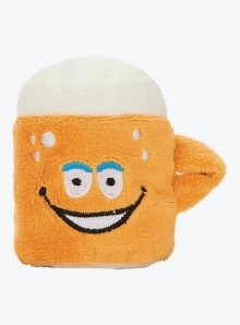 Maskotka w kształcie kufla piwa z czyścikiem do ekranów