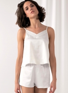 Satynowa koszulka damska na ramiączkach z szortami do spania