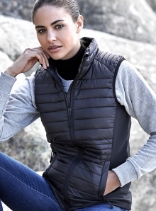 Kamizelka damska Tee Jays z pikowanym korpusem i gładkimi bokami