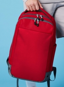 Plecak wodoodporny z kieszenią na butelkę oraz uchwytem na słuchawki