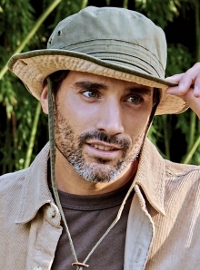 Kapelusz trekkingowy z wiązaniem