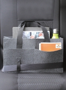 Filcowy organizer z praktycznymi kieszeniami