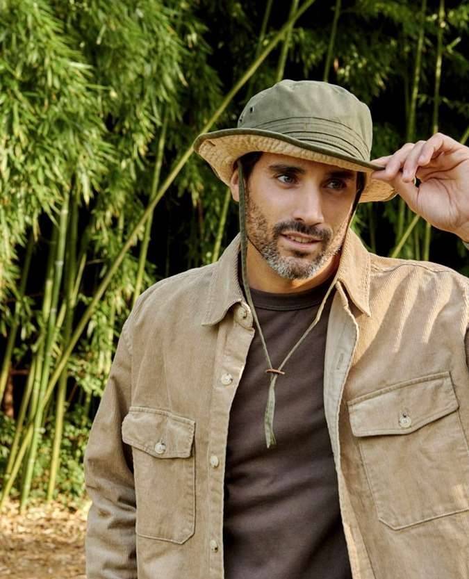 Kapelusz trekkingowy z wiązaniem