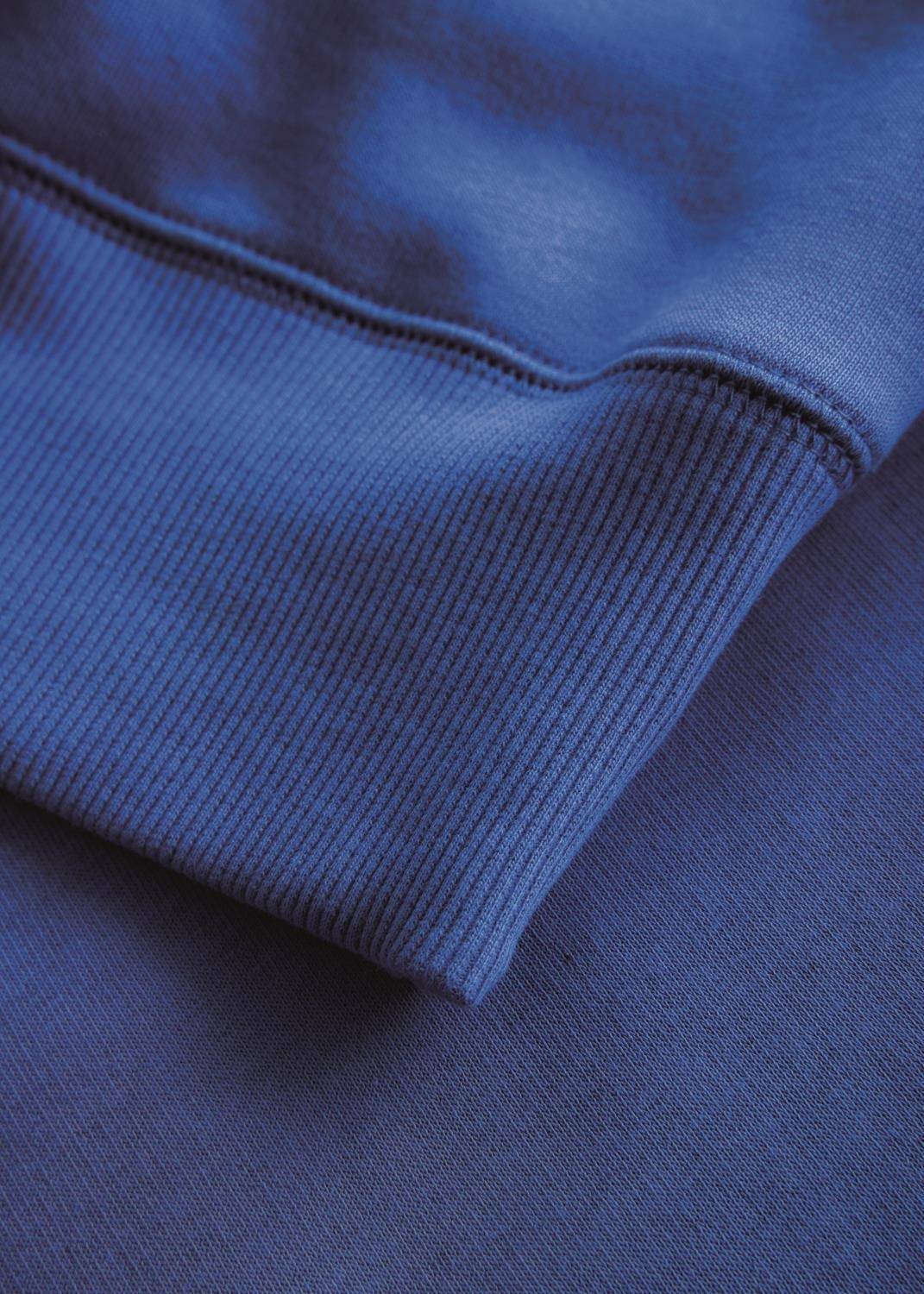 Klasyczna bluza męska z ozdobnym szwem przy dekolcie