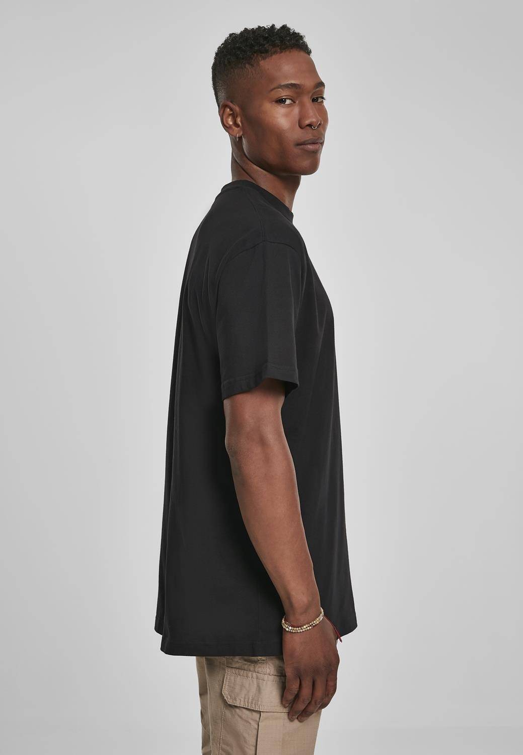 Komfortowa koszulka męska o luźnym fasonie