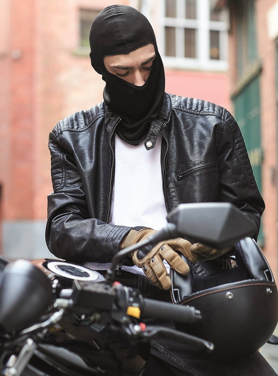 Kominiarka z oddychającego materiału